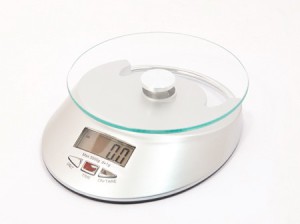 Svarstyklės virtuvinės skaitmeninės 5 kg D15 cm YM894 (1)